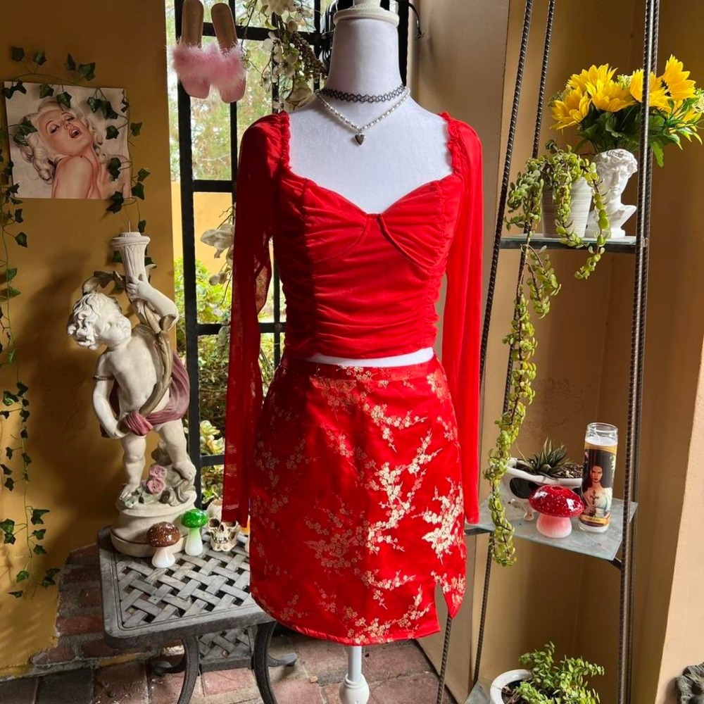 red floral brocade mini skirt